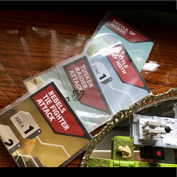 Lot STAR WARS Battle Cubes Polly Pocket Size Cube Toys Game Pcs Paperwork Dice - Picture 15 of 16